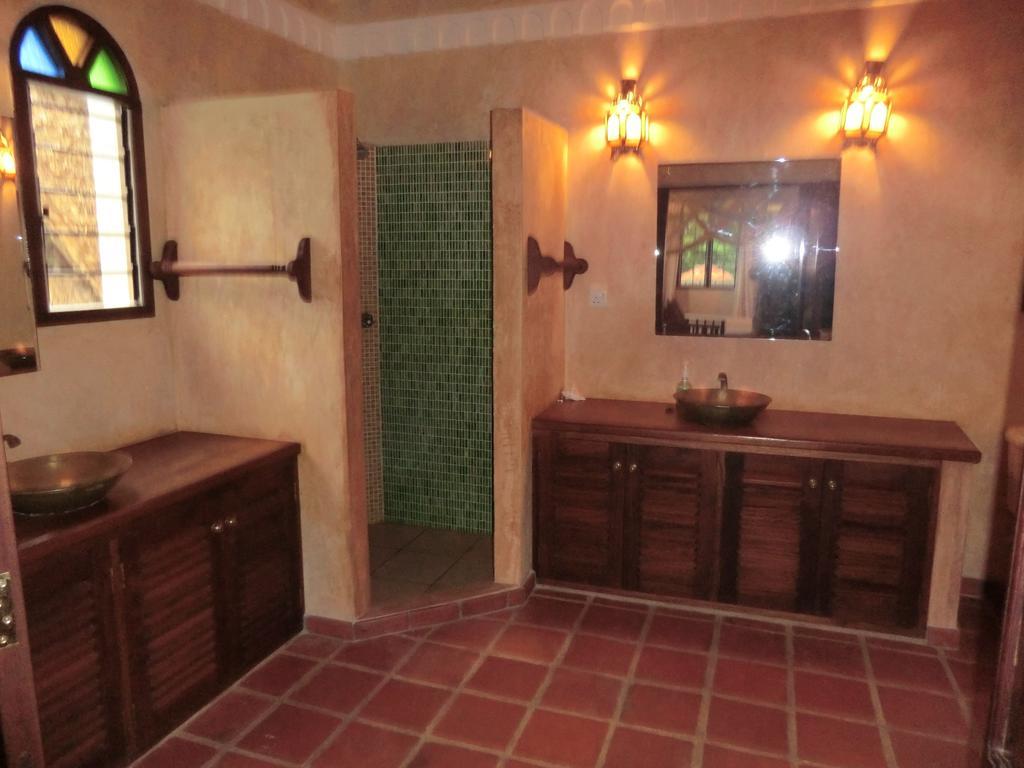 Villa Lamuhouse Praia de Diani Quarto foto